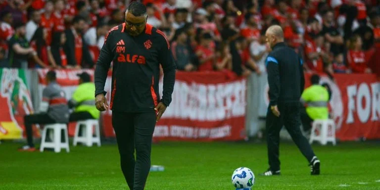 Roger Machado não é mais técnico do Inter