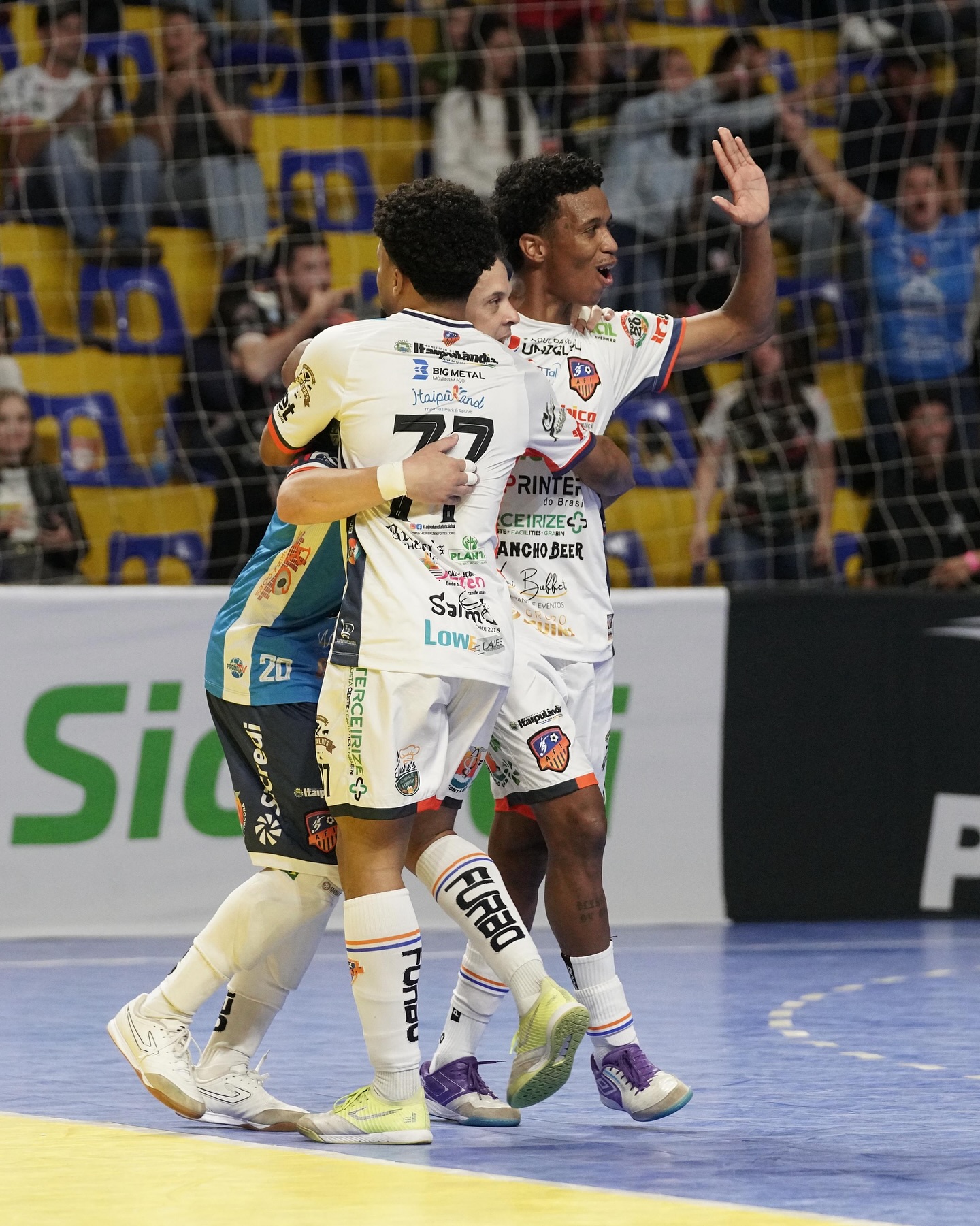 Itaipulândia estreia com vitória na Copa Sul de Futsal e volta à quadra nesta quarta-feira