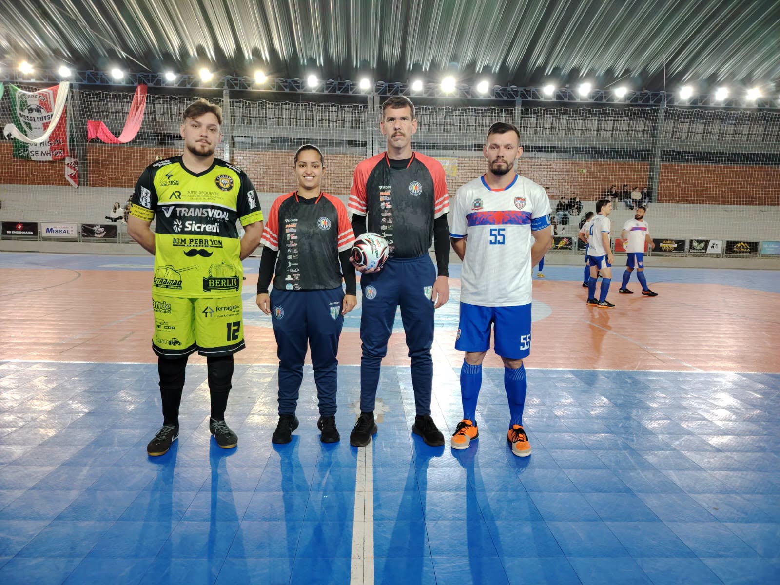 Dois jogos abrem o Municipal de Futsal em Missal