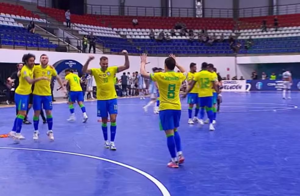 Com gol no fim, Brasil vence a Argentina e conquista 12º título da Copa América