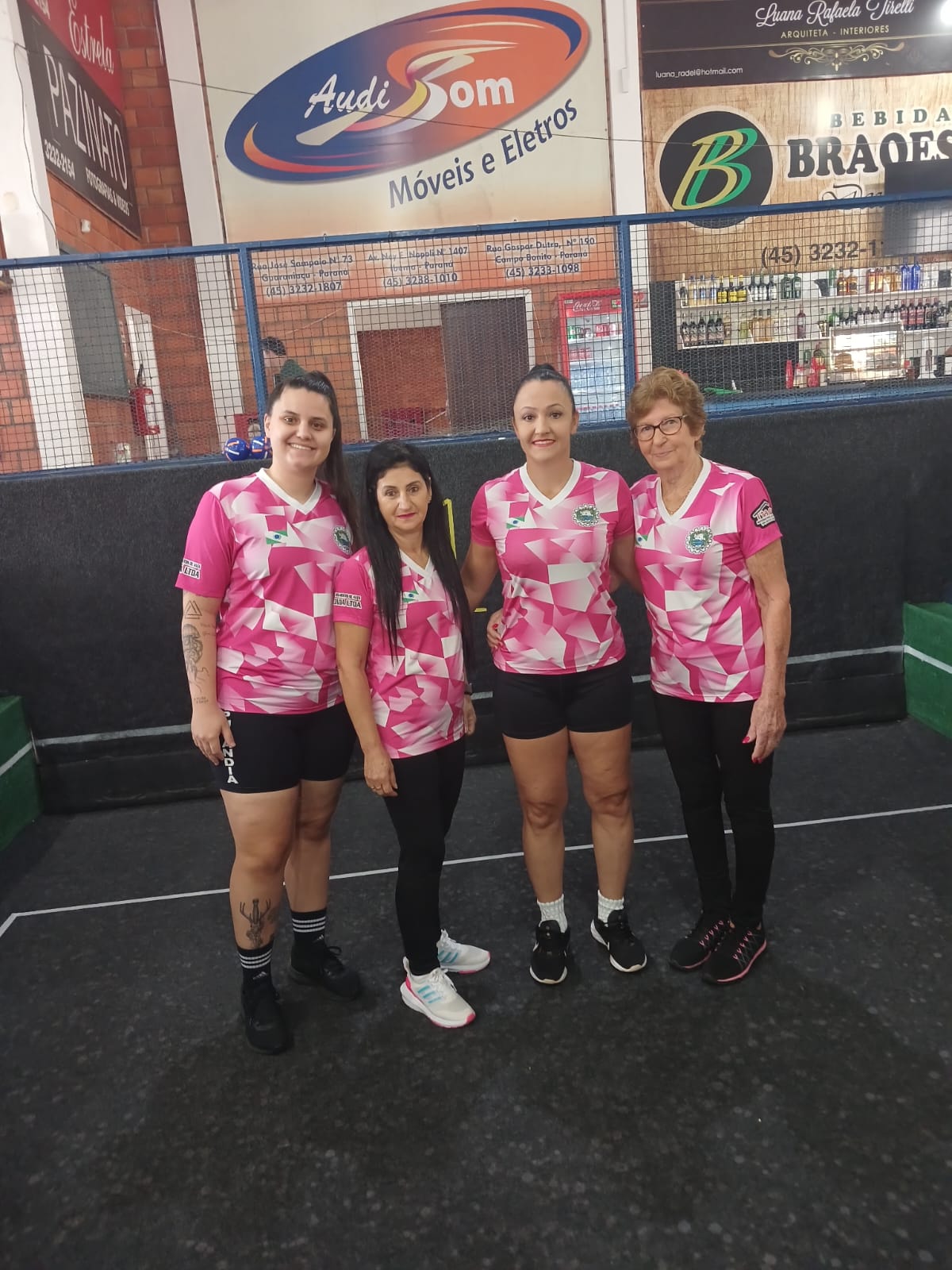 Equipes de Itaipulândia participam do Paranaense de Bocha em Trios feminino e masculino